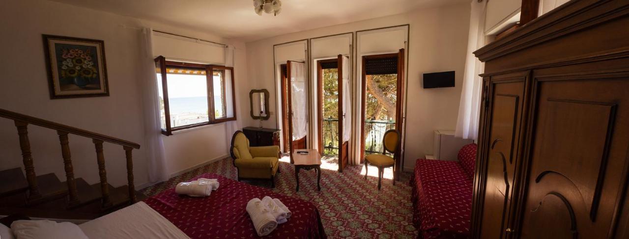 Villa Sarina ポッリカ エクステリア 写真